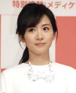 高島彩の子供(娘)は何人で3人？名前と年齢？幼稚舎と幼稚園？長女の学校は受験で私立小学校でどこ？慶應と成蹊？子供の頃？