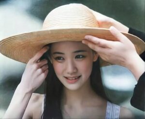 蒼井優の子供は何人で第二子？性別と名前？年齢は何歳？どっちに似ているで画像？子供の頃と子供時代？