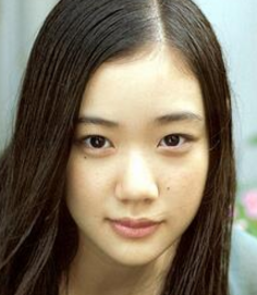 蒼井優の子供は何人で第二子？性別と名前？年齢は何歳？どっちに似ているで画像？子供の頃と子供時代？