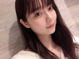 新川優愛の子供はいる？第二子妊娠で性別は息子？何歳？子供の頃と子供時代？